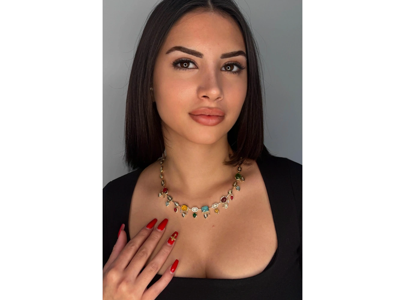 Altın Renk Renkli Taş Detaylı 14K Altın Kaplama VİP Kolye