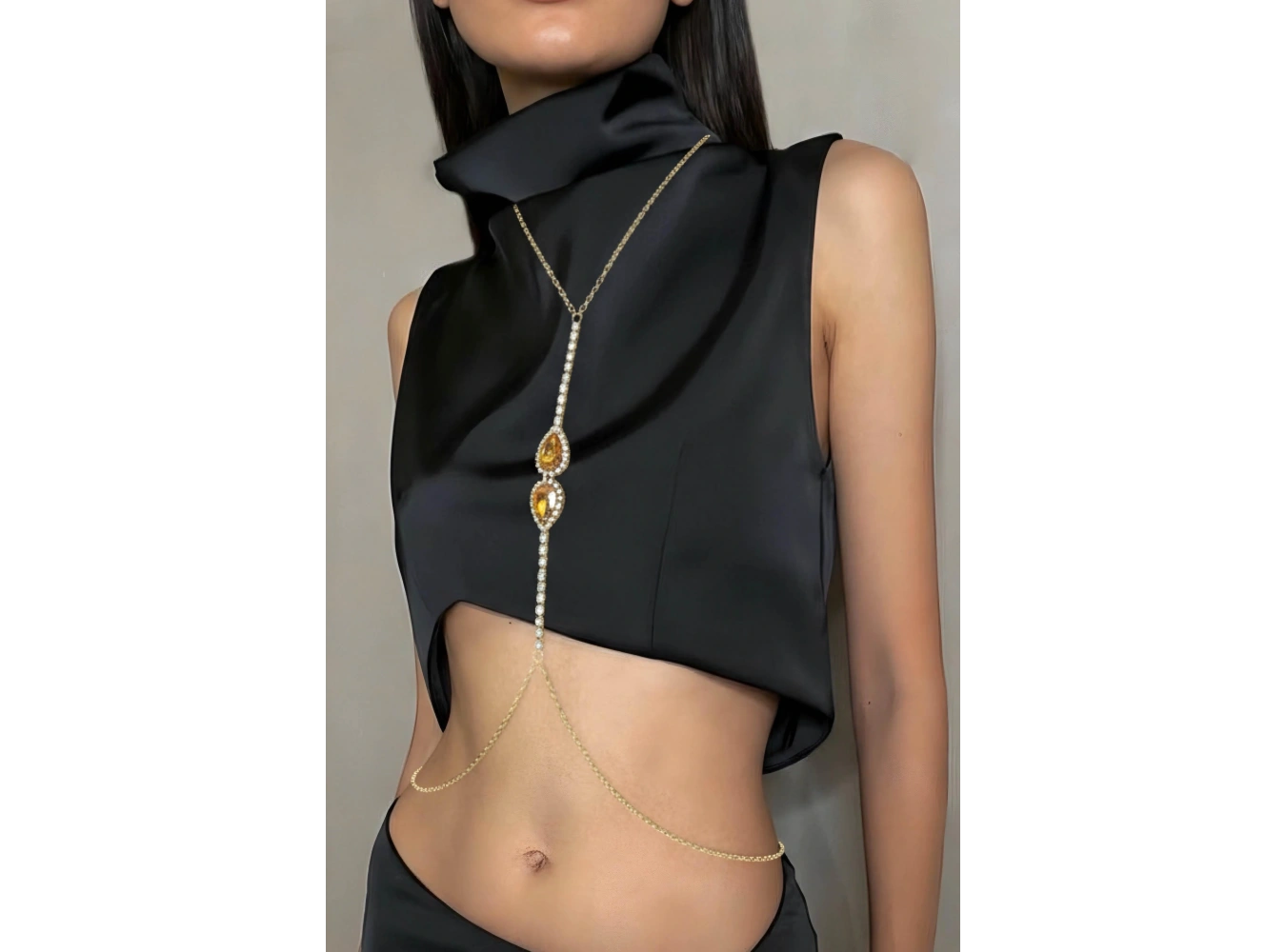 Altın Renk Sarı Taş Detaylı Tasarım Vücut Aksesuar