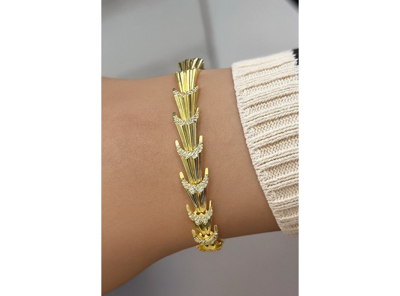 Altın Renk Taş Detaylı 14K Altın Kaplama Bileklik