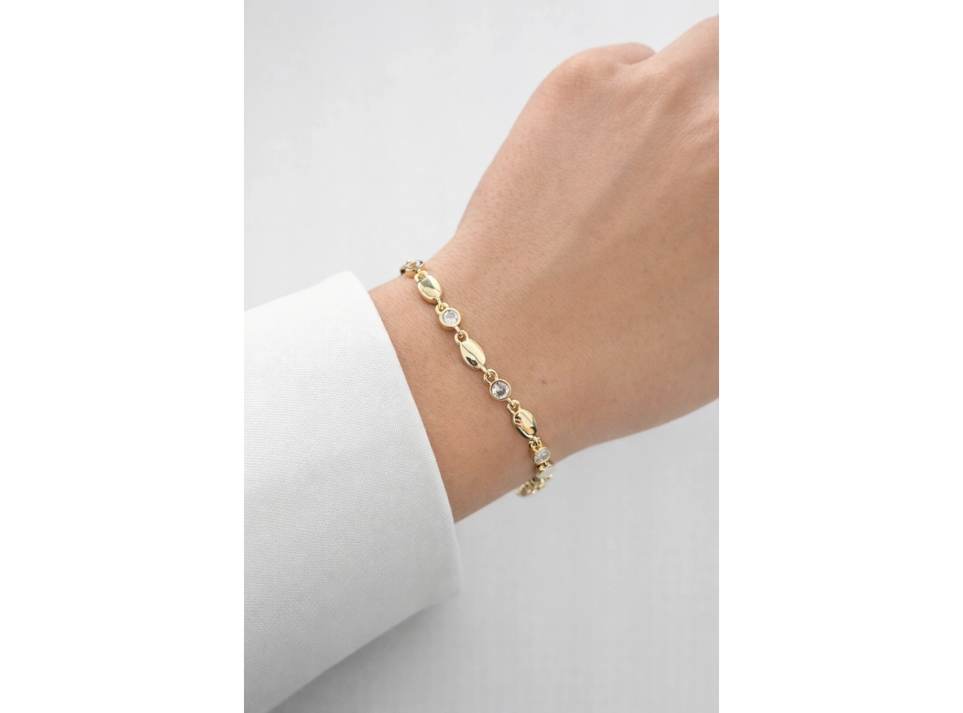 Altın Renk Taş Detaylı 14K Altın Kaplama CM Bileklik