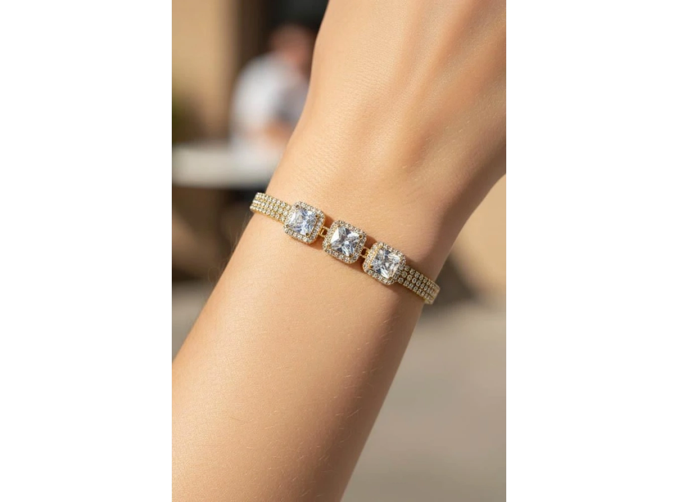 Altın Renk Taş Detaylı 14K Altın Kaplama CM Zincir Bileklik