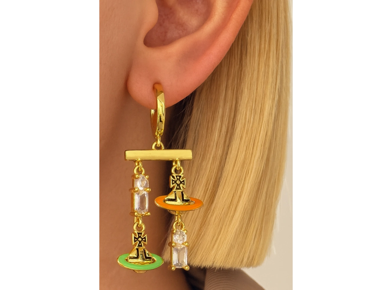 Altın Renk Taş Detaylı 14K Altın Kaplama TX Küpe (Çift)