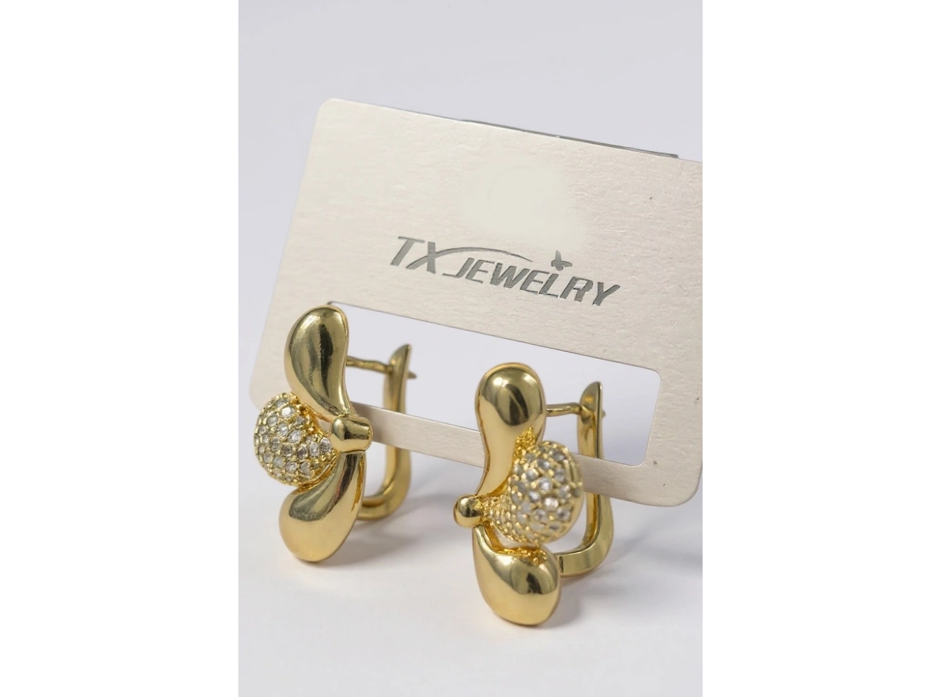 Altın Renk Taş Detaylı 14K Altın Kaplama TX Küpe (Çift)