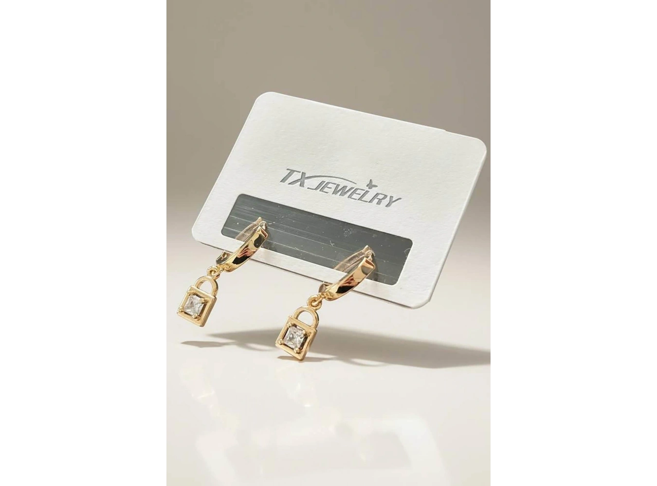Altın Renk Taş Detaylı 14K Altın Kaplama Tx Küpe (Çift)