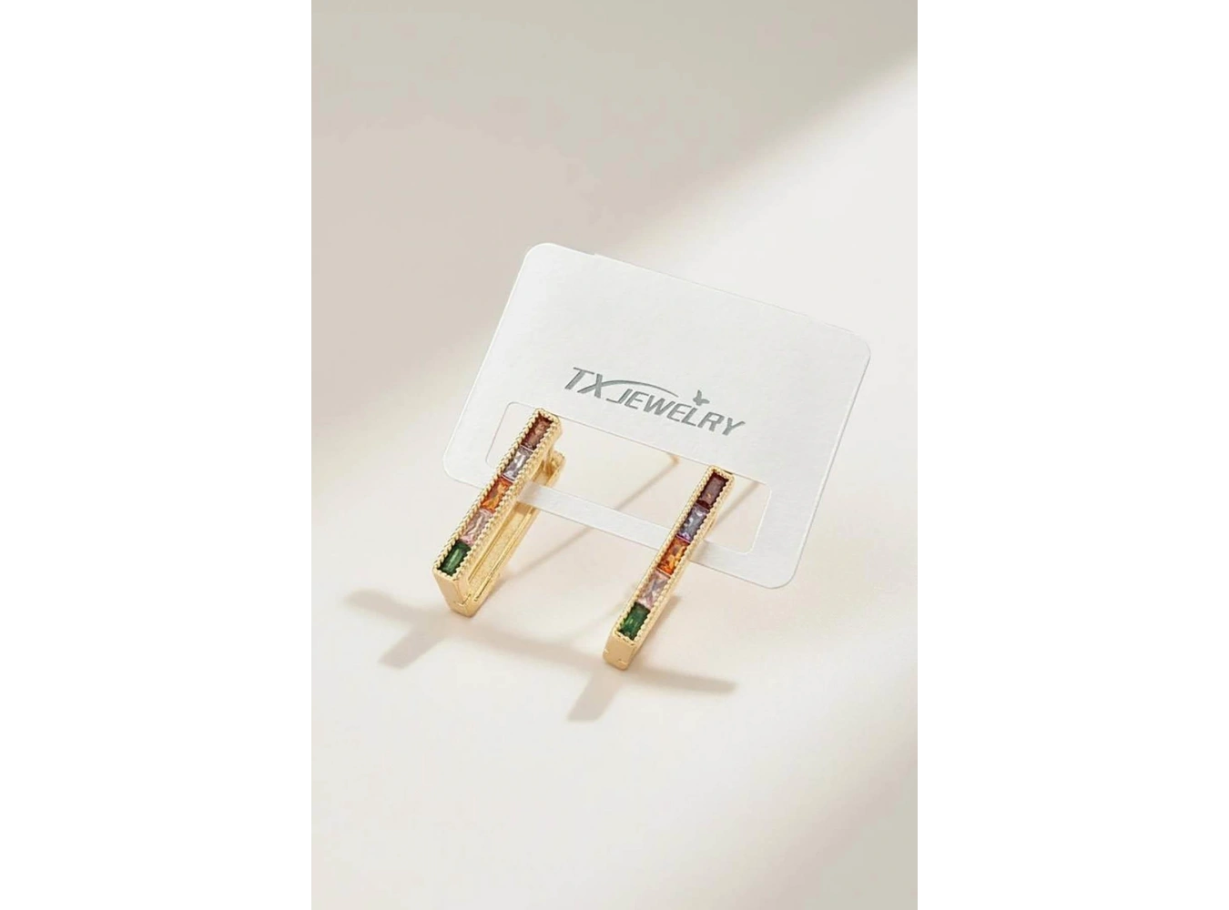 Altın Renk Taş Detaylı 14K Altın Kaplama Tx Küpe (Çift)