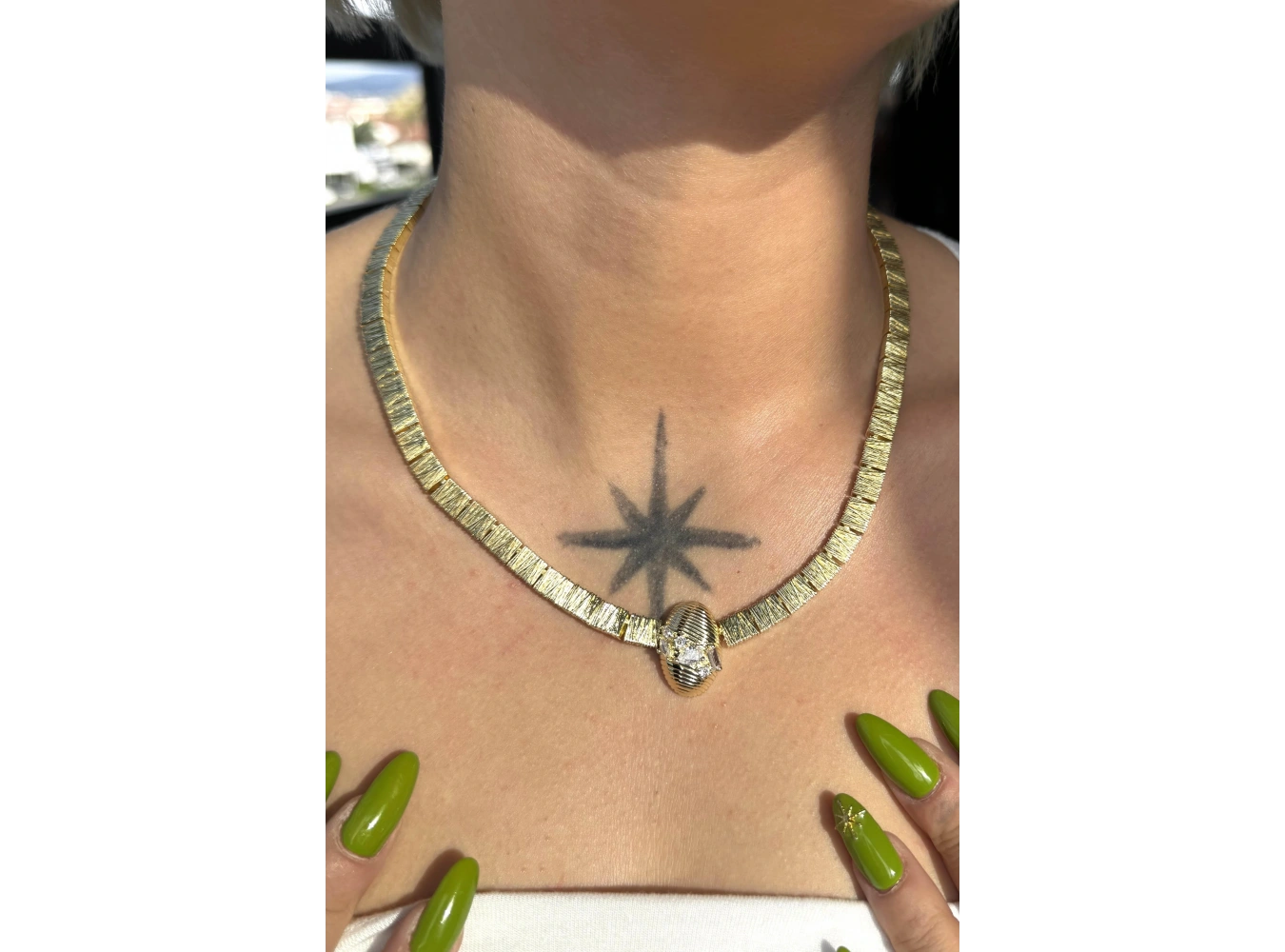 Altın Renk Taş Detaylı 14K Altın Kaplama VİP Kolye