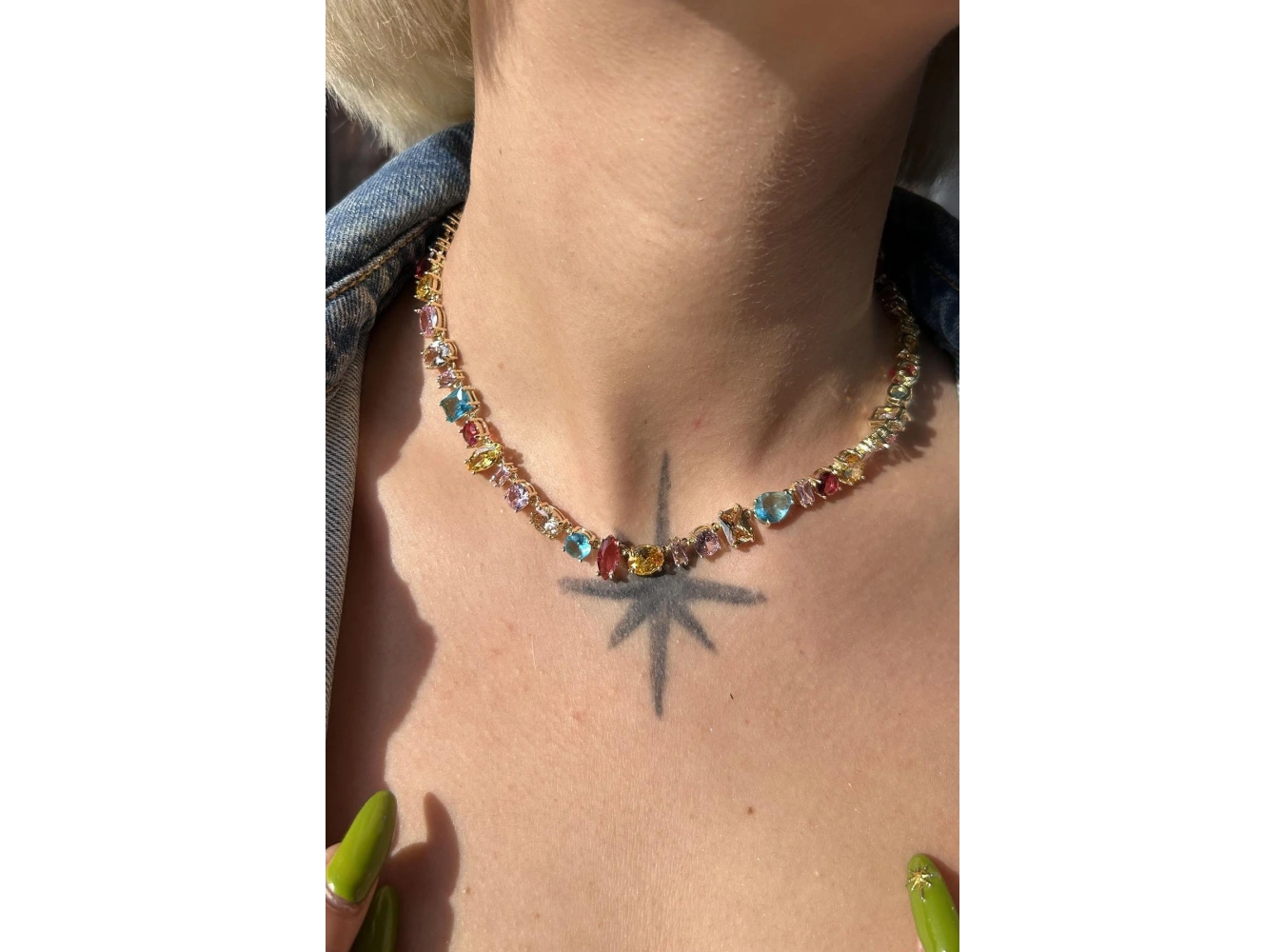 Altın Renk Taş Detaylı 14K Altın Kaplama VİP Kolye