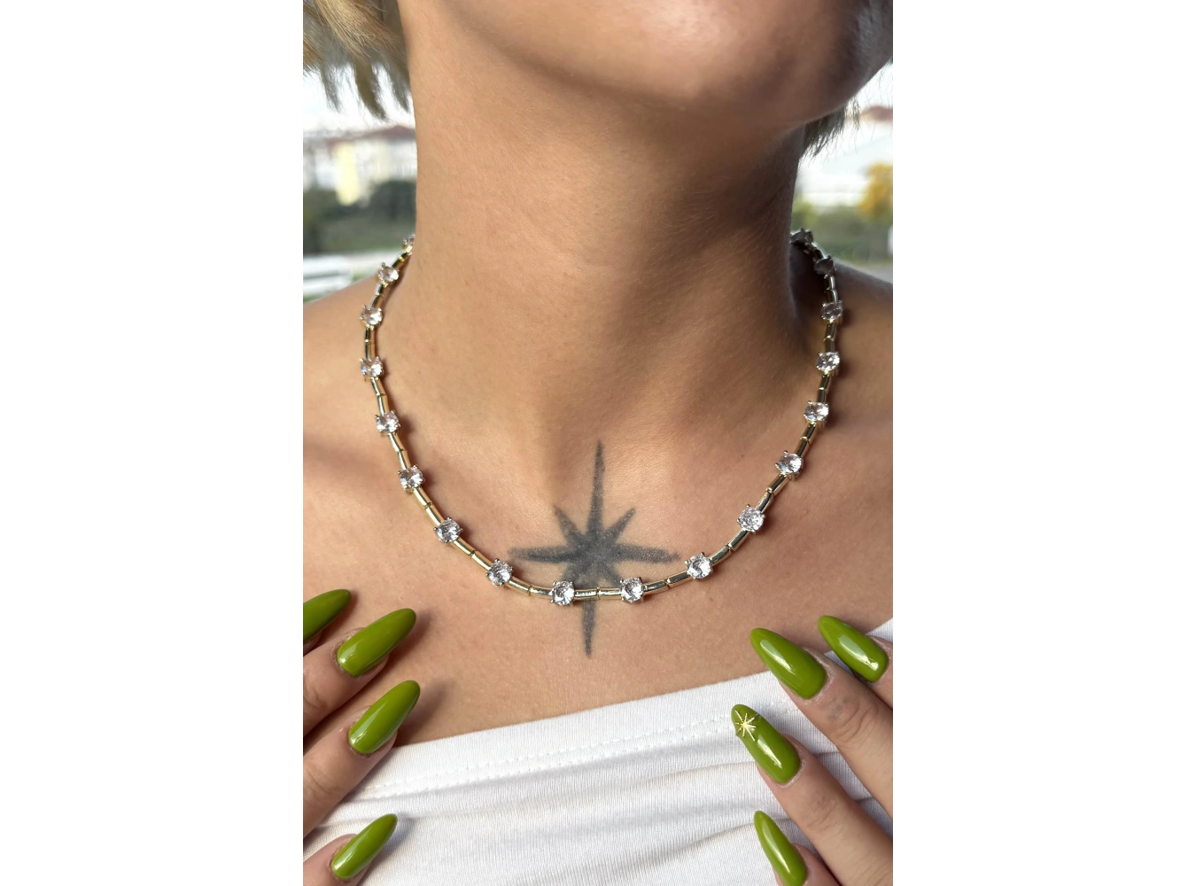 Altın Renk Taş Detaylı 14K Altın Kaplama VİP Kolye