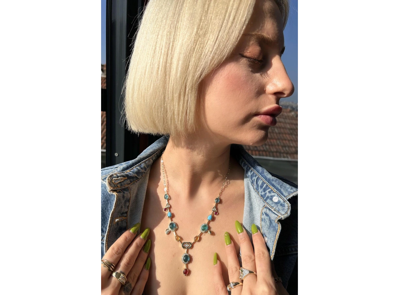 Altın Renk Taş Detaylı 14K Altın Kaplama VİP Kolye