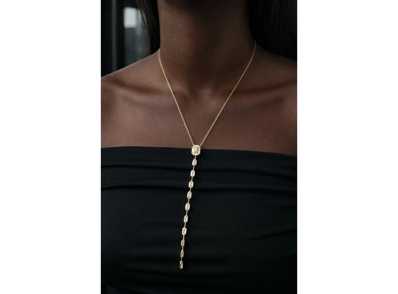 Altın Renk Taş Detaylı 14K Altın Kaplama VİP Y Kolye