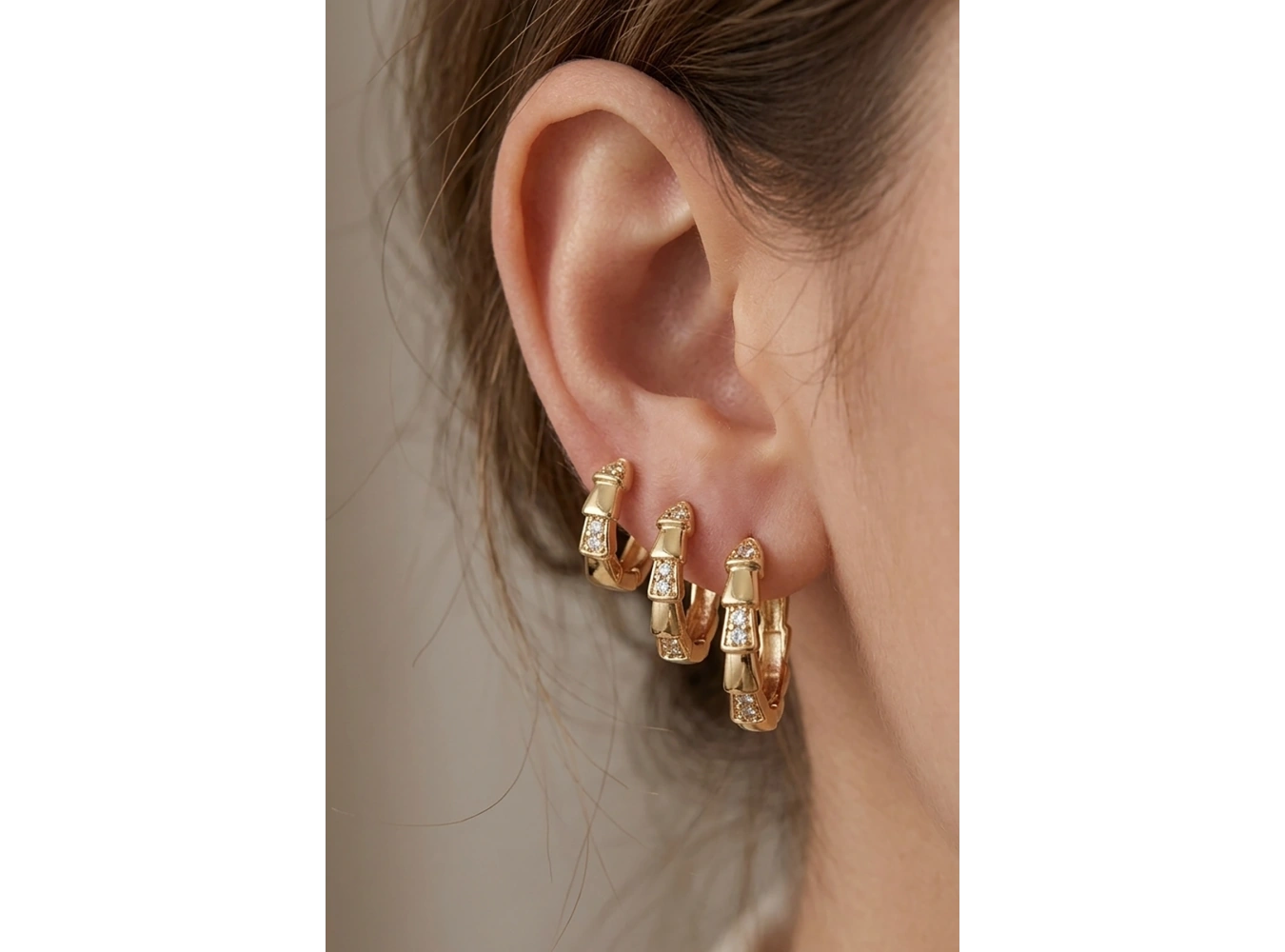 Altın Renk Taş Detaylı 3lü YSX Halka Küpe Set