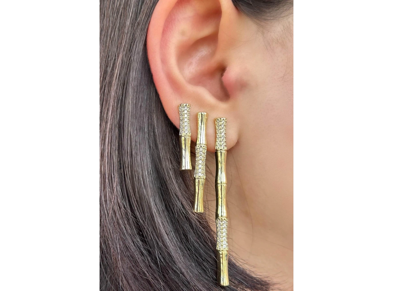 Altın Renk Taş Detaylı 3lü YSX Küpe Set