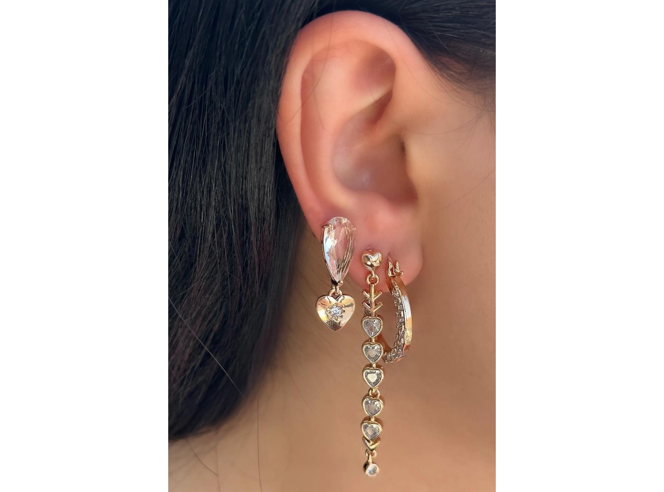 Altın Renk Taş Detaylı 3lü YSX Küpe Set