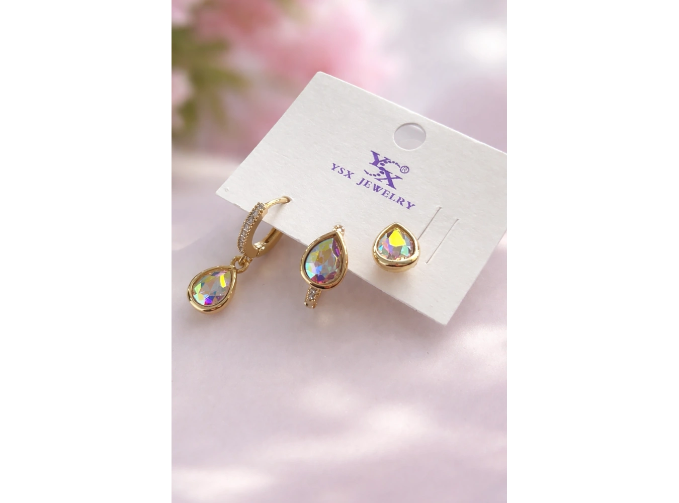 Altın Renk Taş Detaylı 3lü YSX Küpe Set