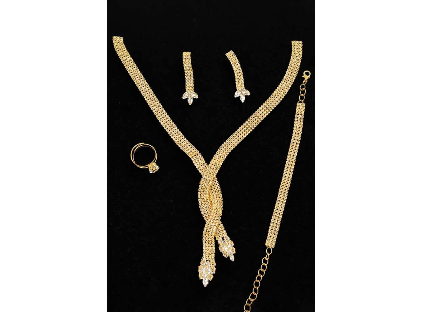 Altın Renk Taş Detaylı 4lü Abiye Set