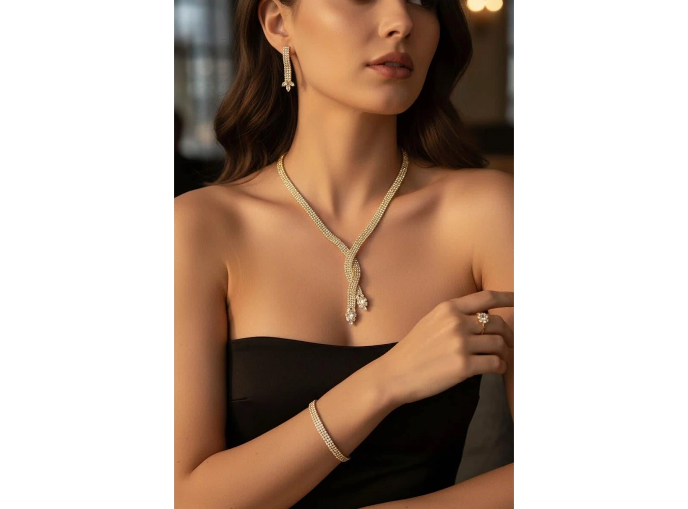 Altın Renk Taş Detaylı 4lü Abiye Set