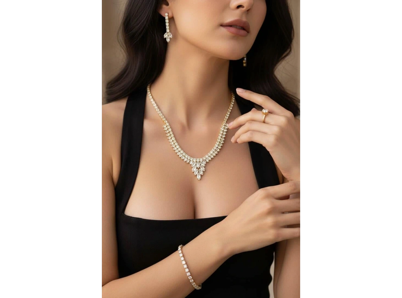 Altın Renk Taş Detaylı 4lü Abiye Set