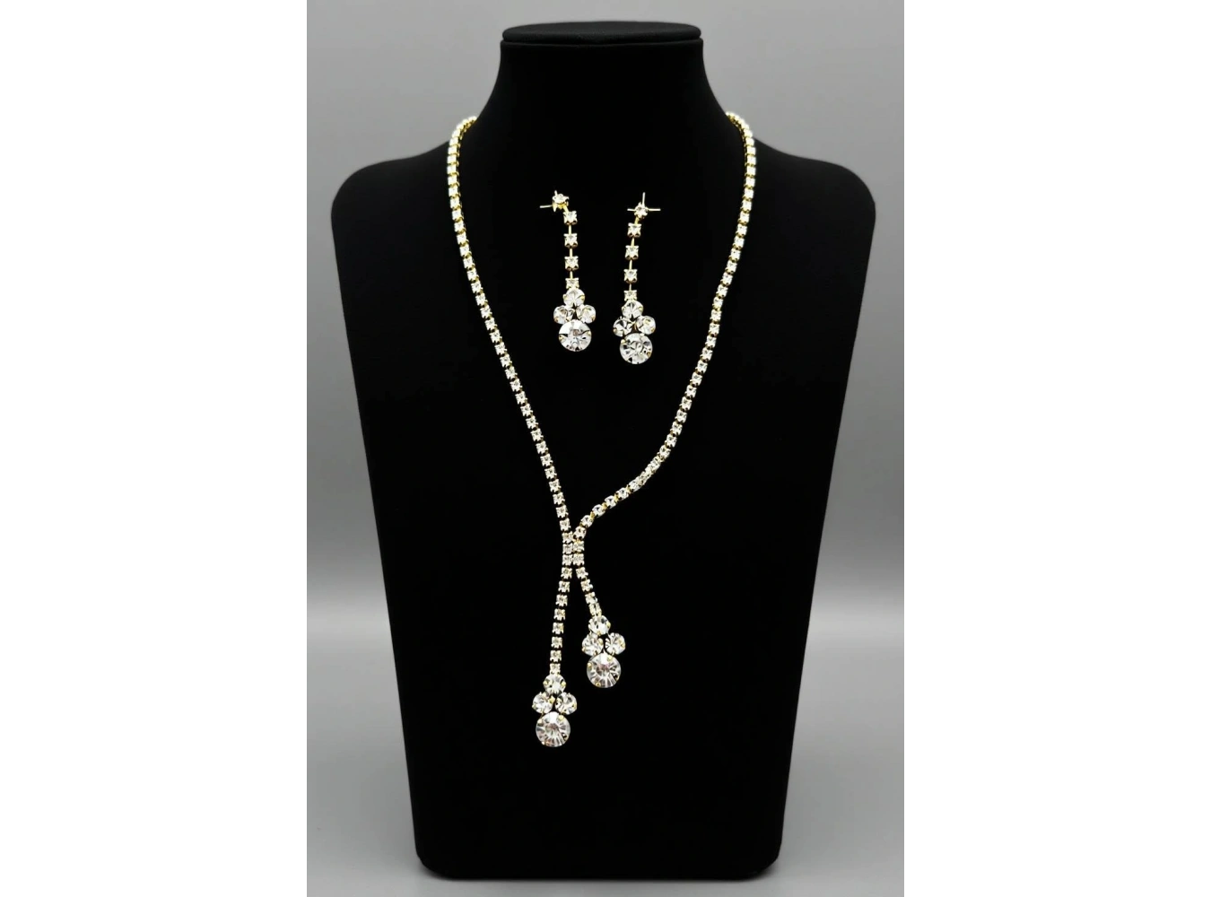 Altın Renk Taş Detaylı Abiye Set