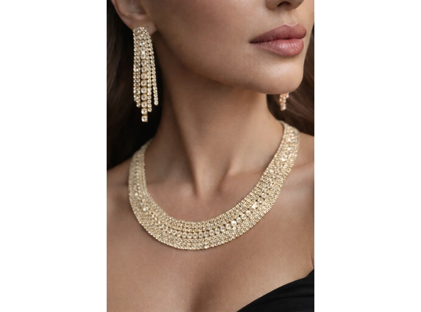 Altın Renk Taş Detaylı Abiye Set