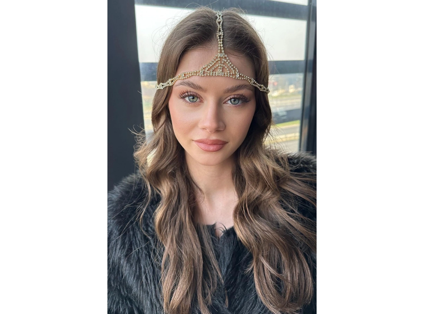 Altın Renk Taş Detaylı Alınlık/Kına Aksesuarı