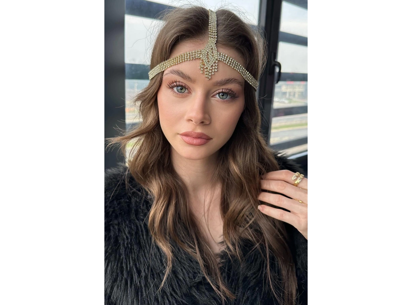 Altın Renk Taş Detaylı  Alınlık/Kına Aksesuarı