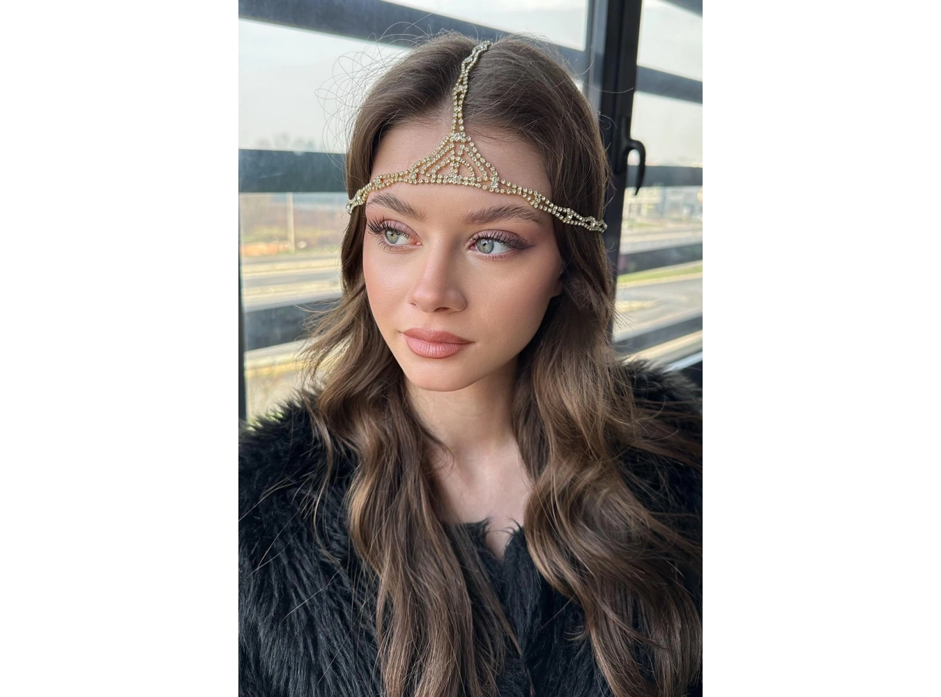 Altın Renk Taş Detaylı Alınlık/Kına Aksesuarı