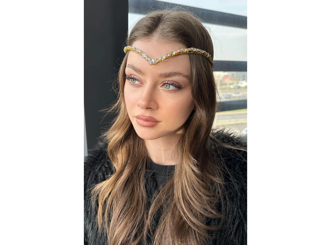 Altın Renk Taş Detaylı Alınlık/Kına Aksesuarı