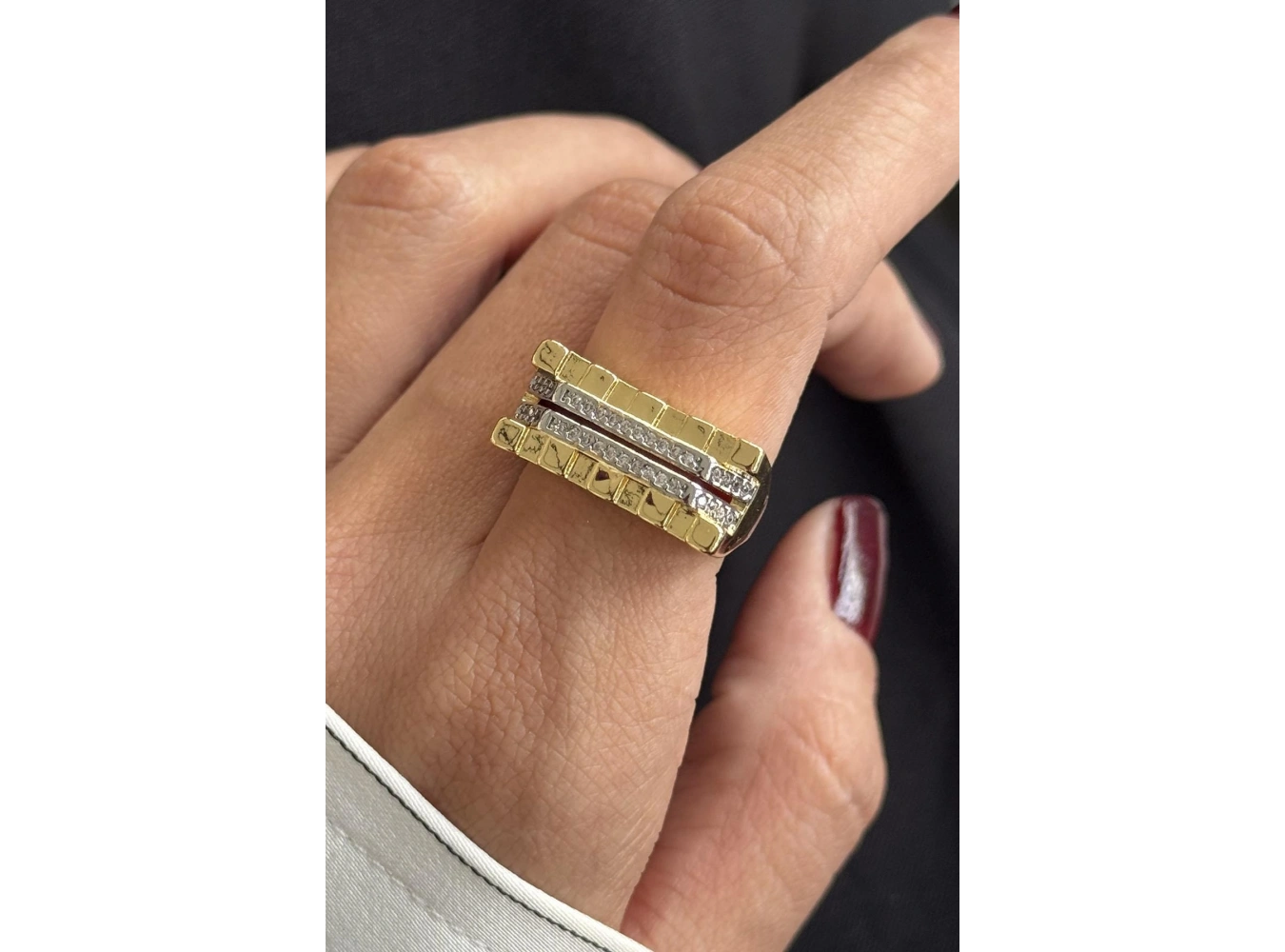 Altın Renk Taş Detaylı Ayarlanabilir Çelik Yüzük