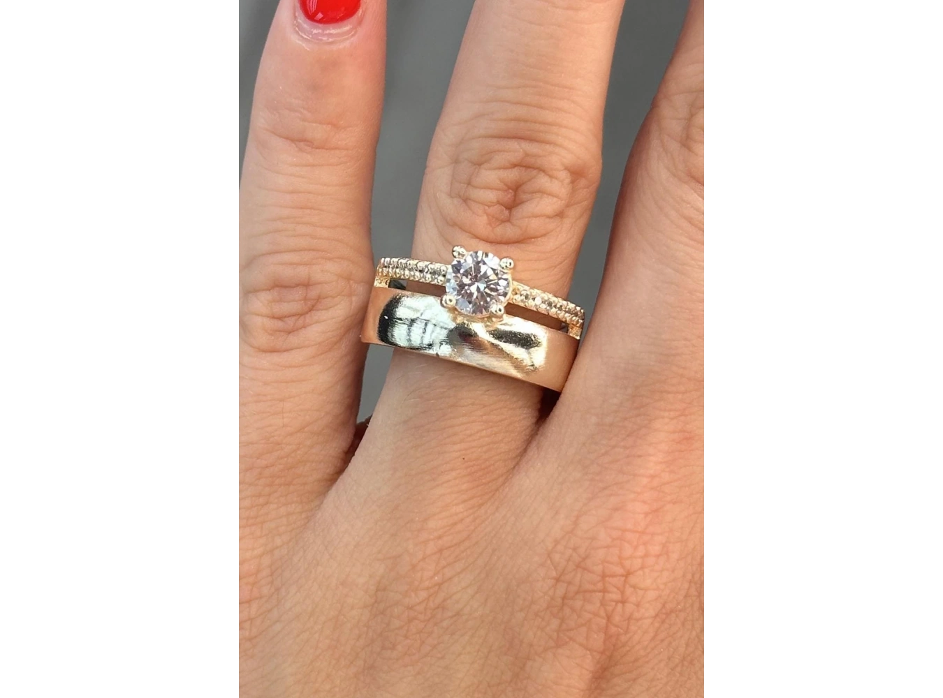 Altın Renk Taş Detaylı Ayarlanabilir Yüzük