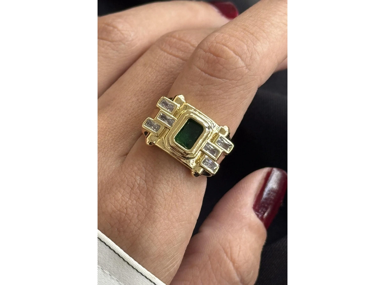 Altın Renk Taş Detaylı Ayarlanabilir Yüzük