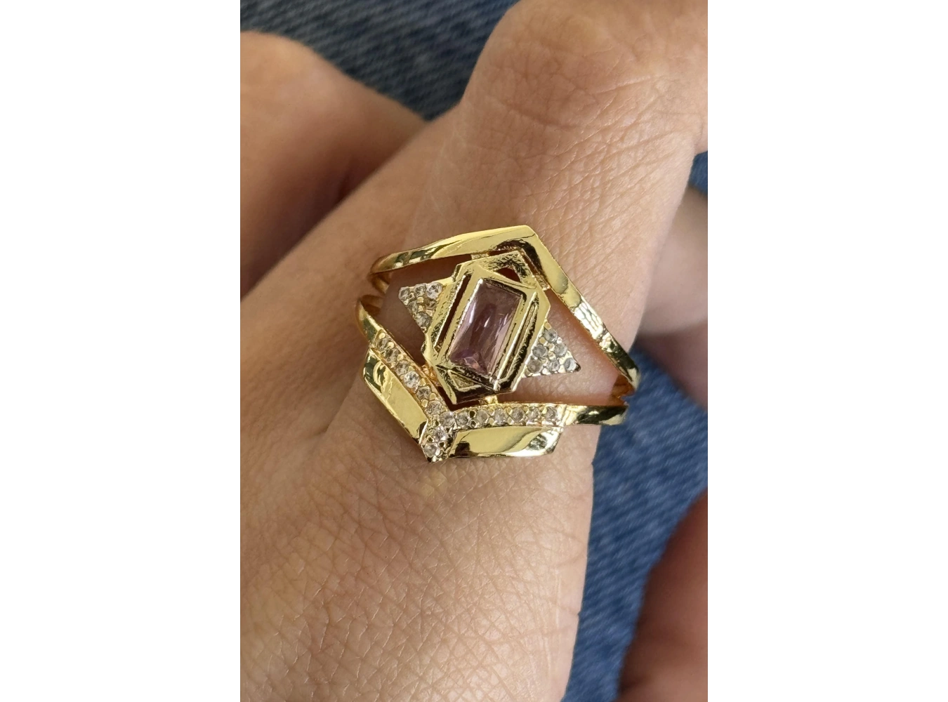 Altın Renk Taş Detaylı Ayarlanabilir Yüzük