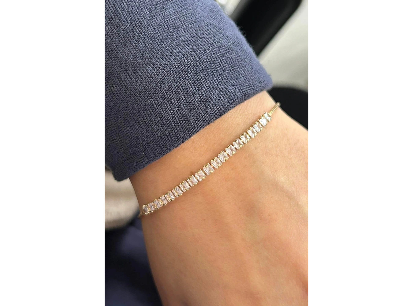 Altın Renk Taş Detaylı Bileklik