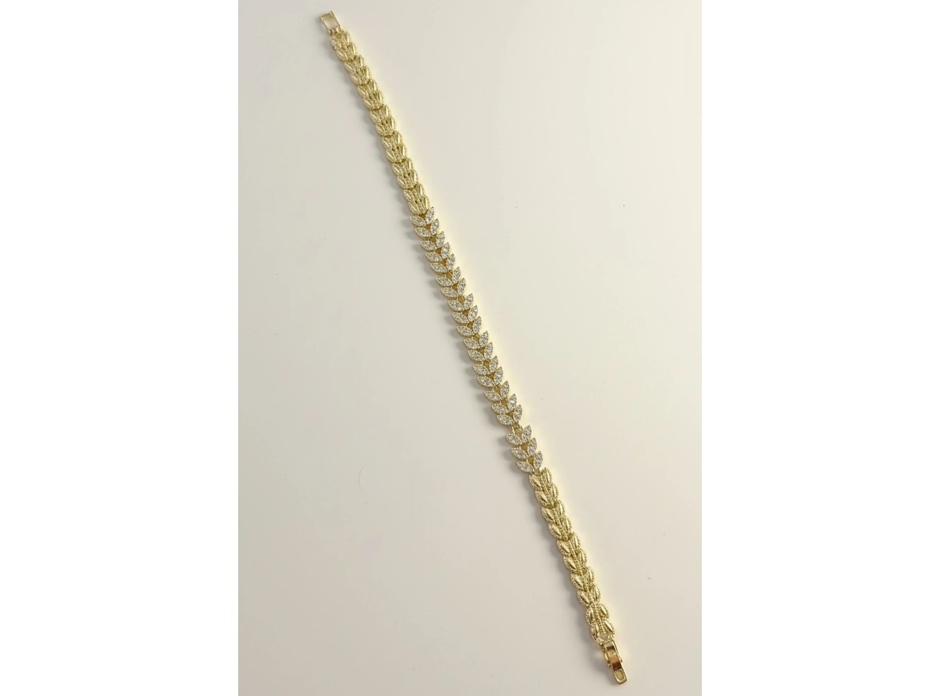 Altın Renk Taş Detaylı Bileklik