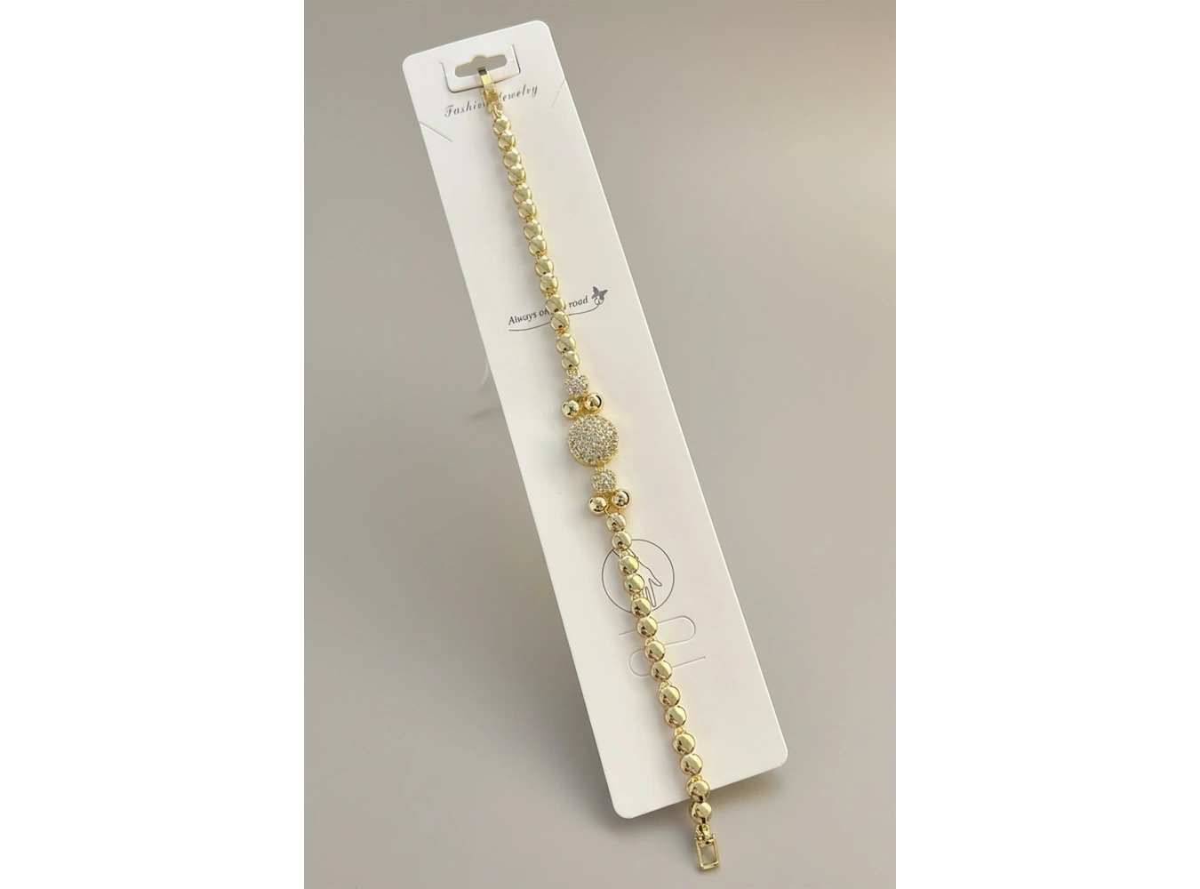 Altın Renk Taş Detaylı Bileklik