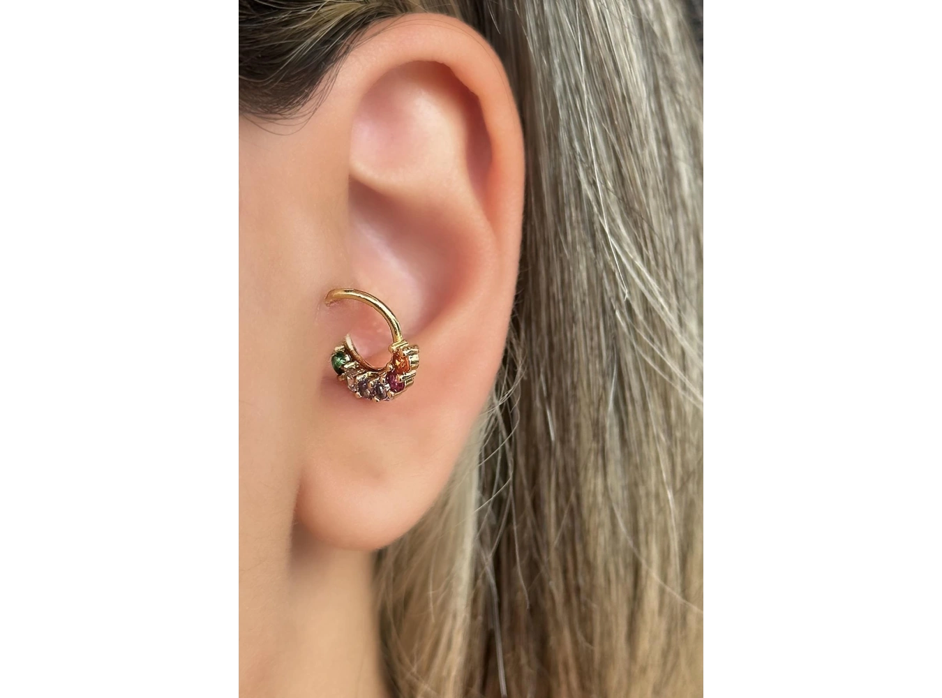 Altın Renk Taş Detaylı Çelik Halka Tragus/Kıkırdak Küpe/Piercing (Tek)