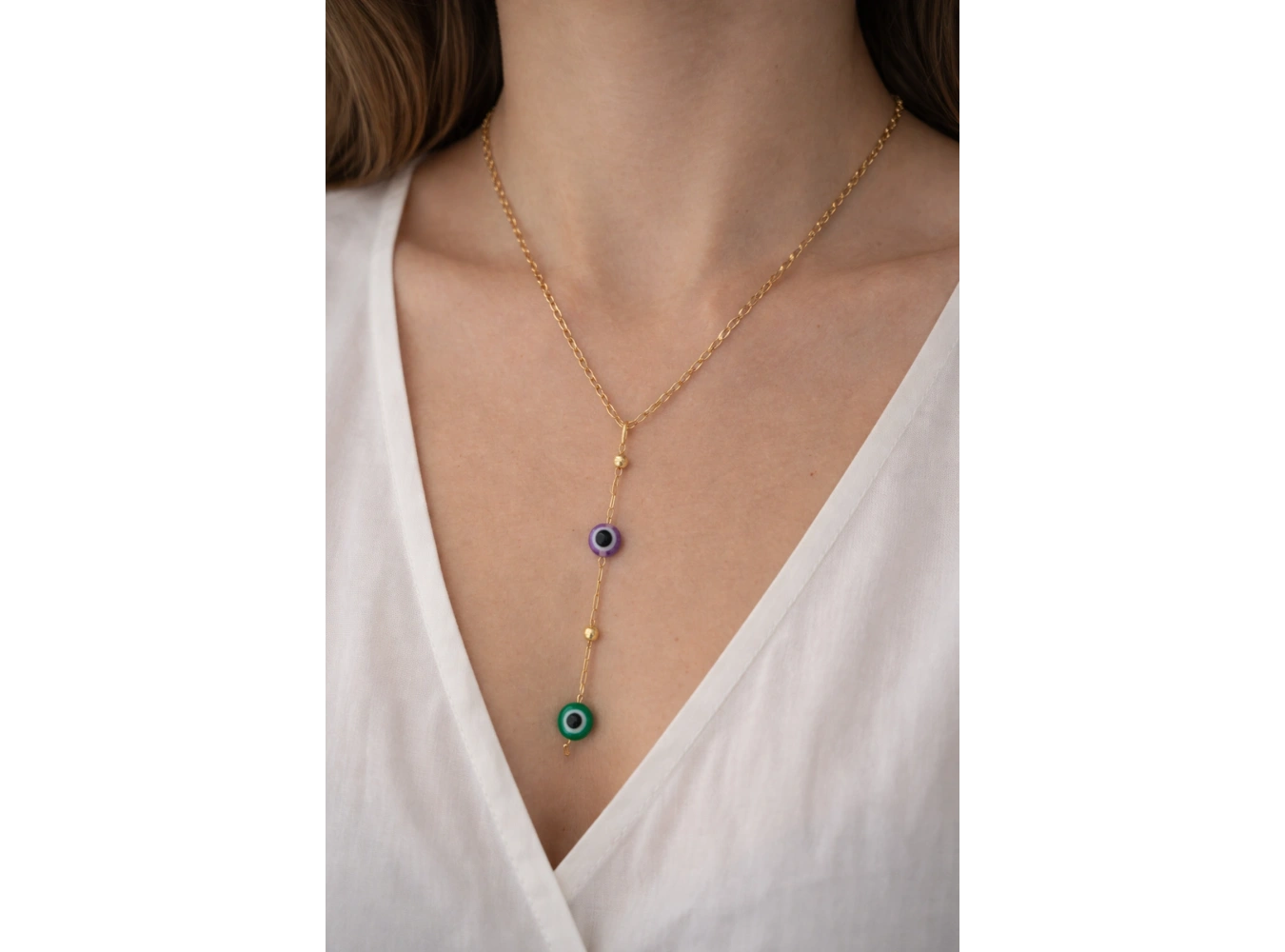 Altın Renk Taş Detaylı Çelik Kolye