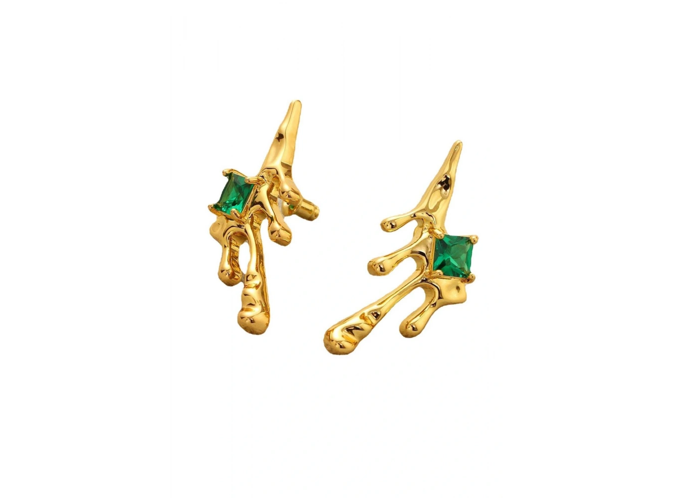 Altın Renk Taş Detaylı Çelik Küpe (Çift)