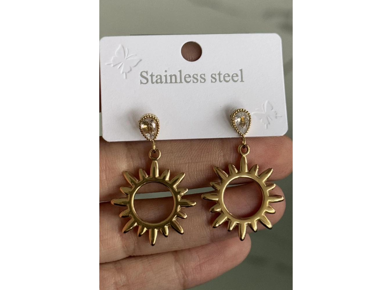 Altın Renk Taş Detaylı Çelik Küpe (Çift)