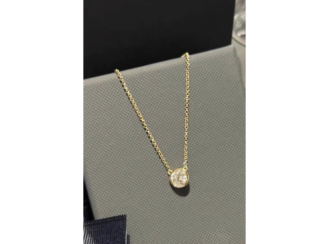 Altın Renk Taş Detaylı Çelik VİP Xuping Kolye