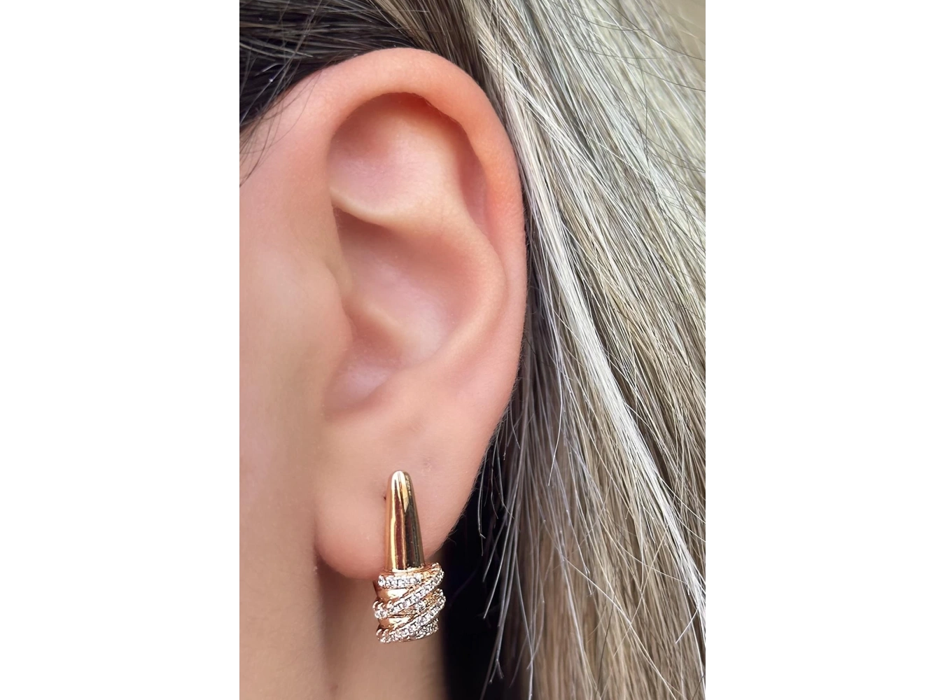 Altın Renk Taş Detaylı Çelik Xupıng Küpe (Çift)