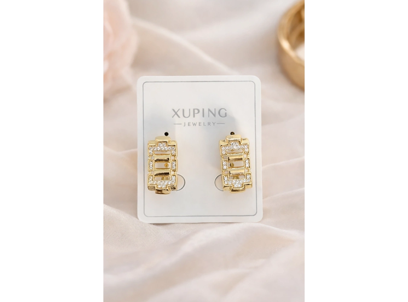 Altın Renk Taş Detaylı Çelik Xuping Küpe (Çift)