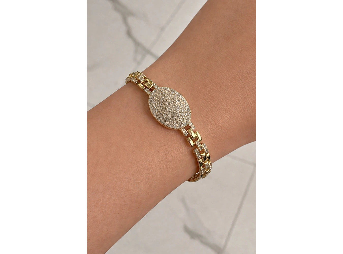 Altın Renk Taş Detaylı Çelik Xuping VİP Bileklik