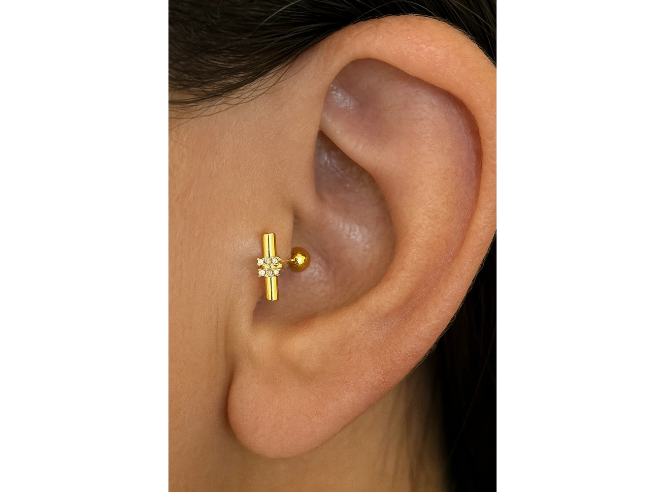 Altın Renk Taş Detaylı Cerrahi Çelik Tragus/Kıkırdak Küpe/Piercing (Tek)