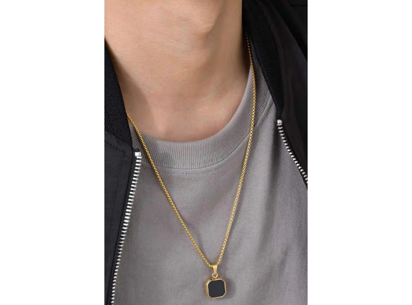 Altın Renk Taş Detaylı Erkek Zincir Çelik Kolye (60cm)
