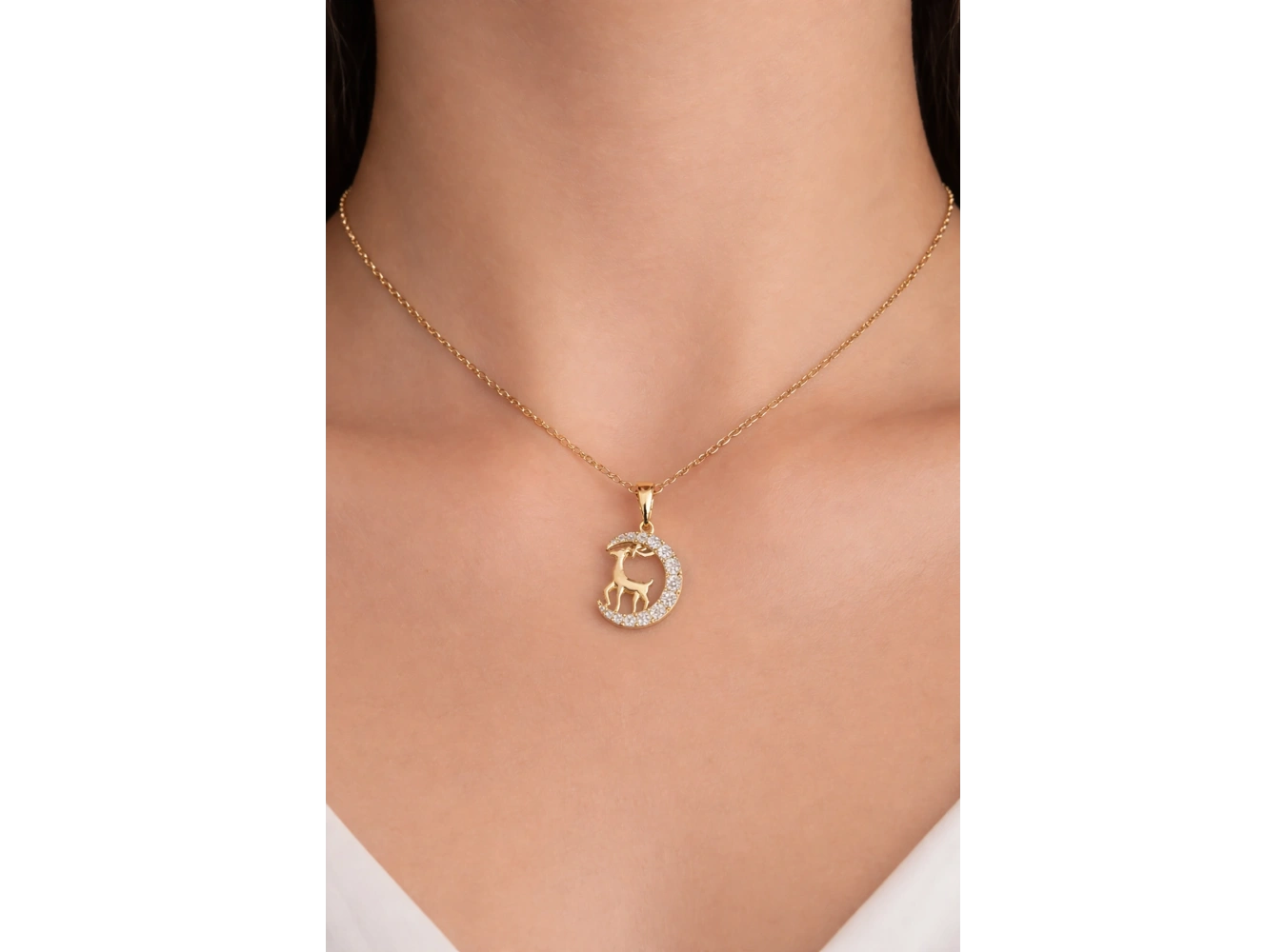 Altın Renk Taş Detaylı Geyik Figürlü Çelik VİP Xuping Kolye