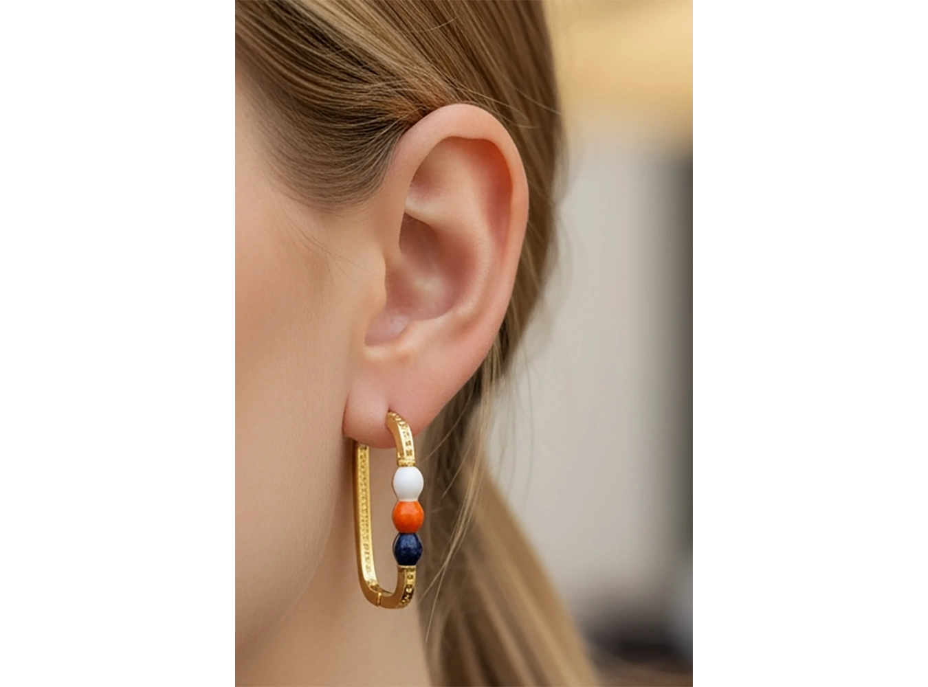 Altın Renk Taş Detaylı Küpe (Çift)