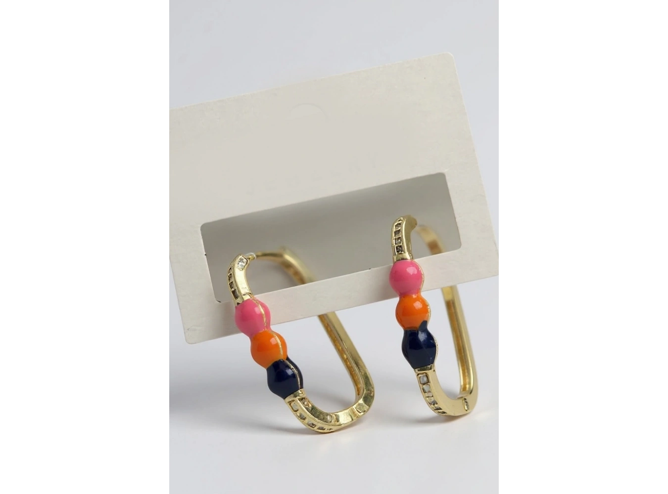 Altın Renk Taş Detaylı Küpe (Çift)