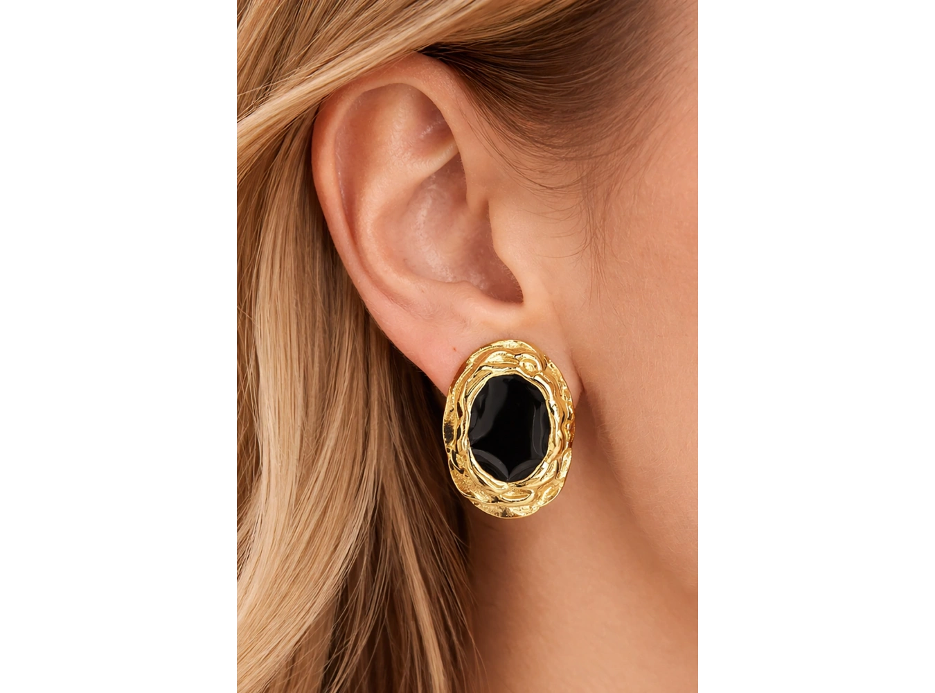 Altın Renk Taş Detaylı Küpe (Çift)