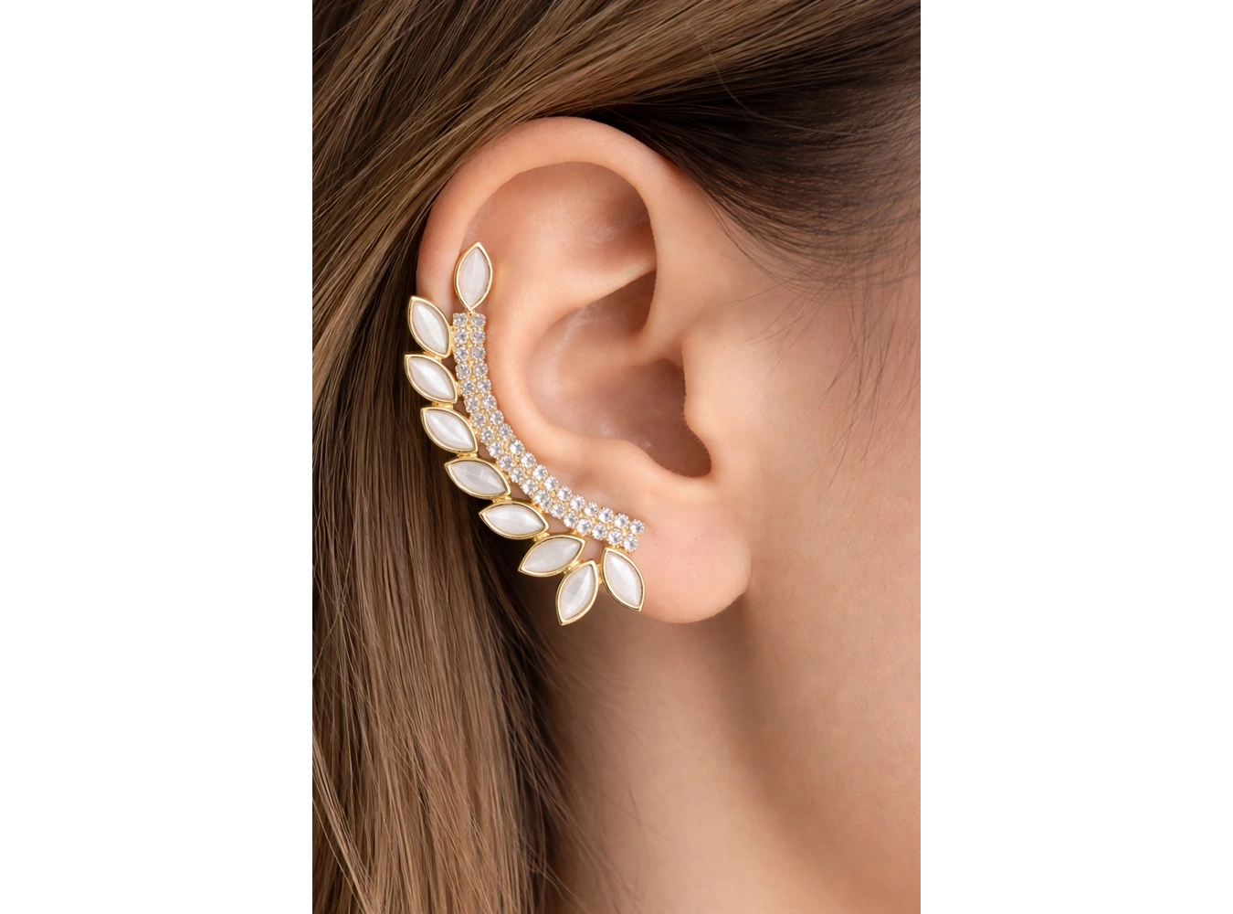 Altın Renk Taş Detaylı Küpe (Çift)