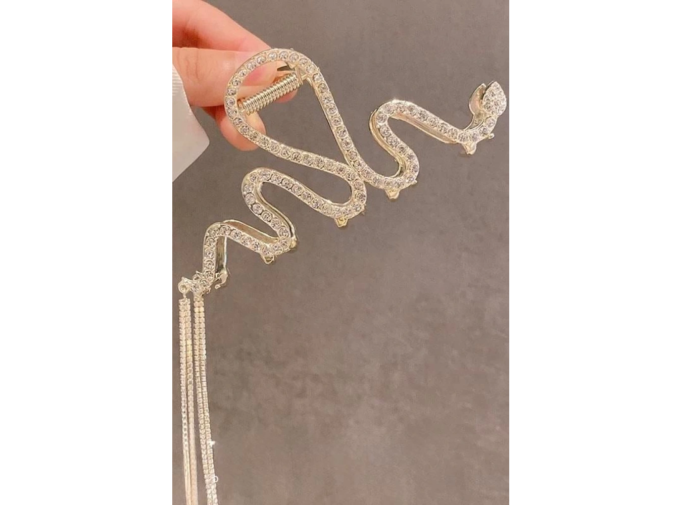 Altın Renk Taş Detaylı Metal Mandal Toka